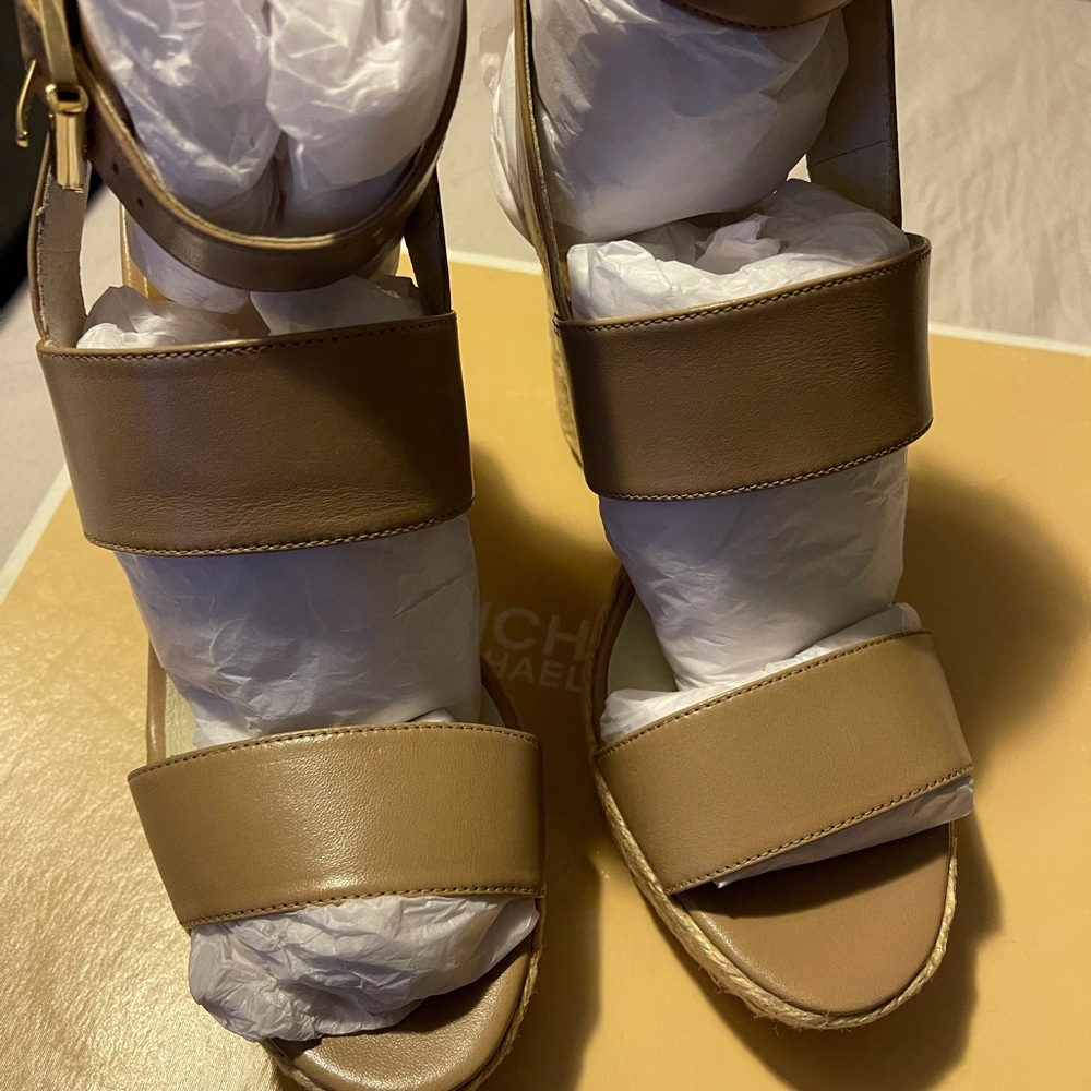 Michael Kors Brand new platform sandals